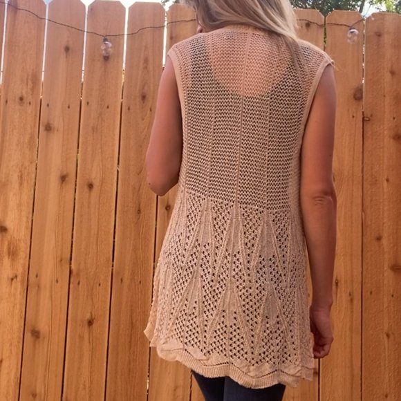 Guess Tan Cabi Knit Sleeveless Sweater - Picture 3 of 7